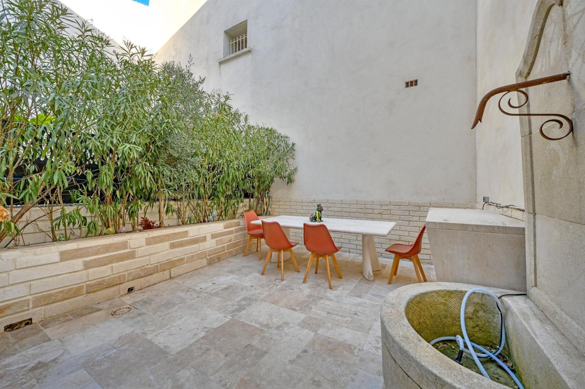 Le 185 - Charme Et Tranquillite Au Coeur D'avignon Appartement